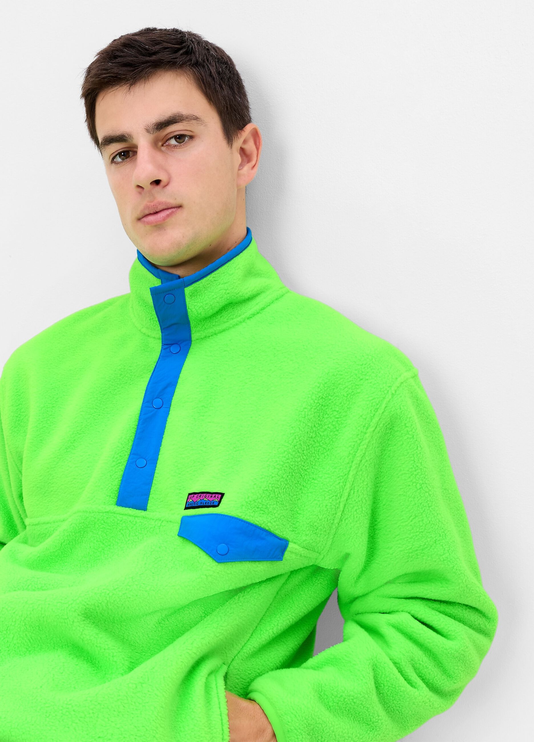 Fleece sweatshirt with mock neck and buttons_0