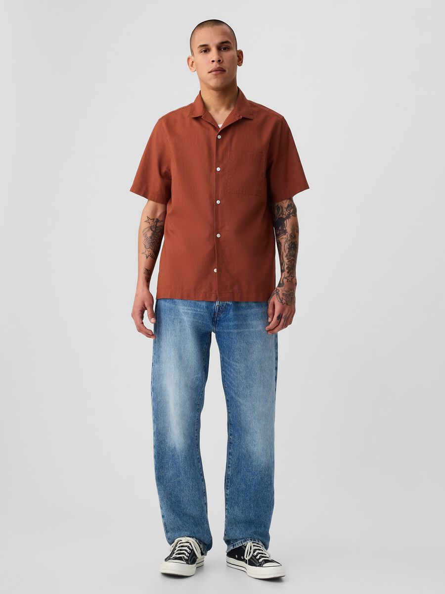 Camicia a maniche corte in lino e cotone Uomo_0