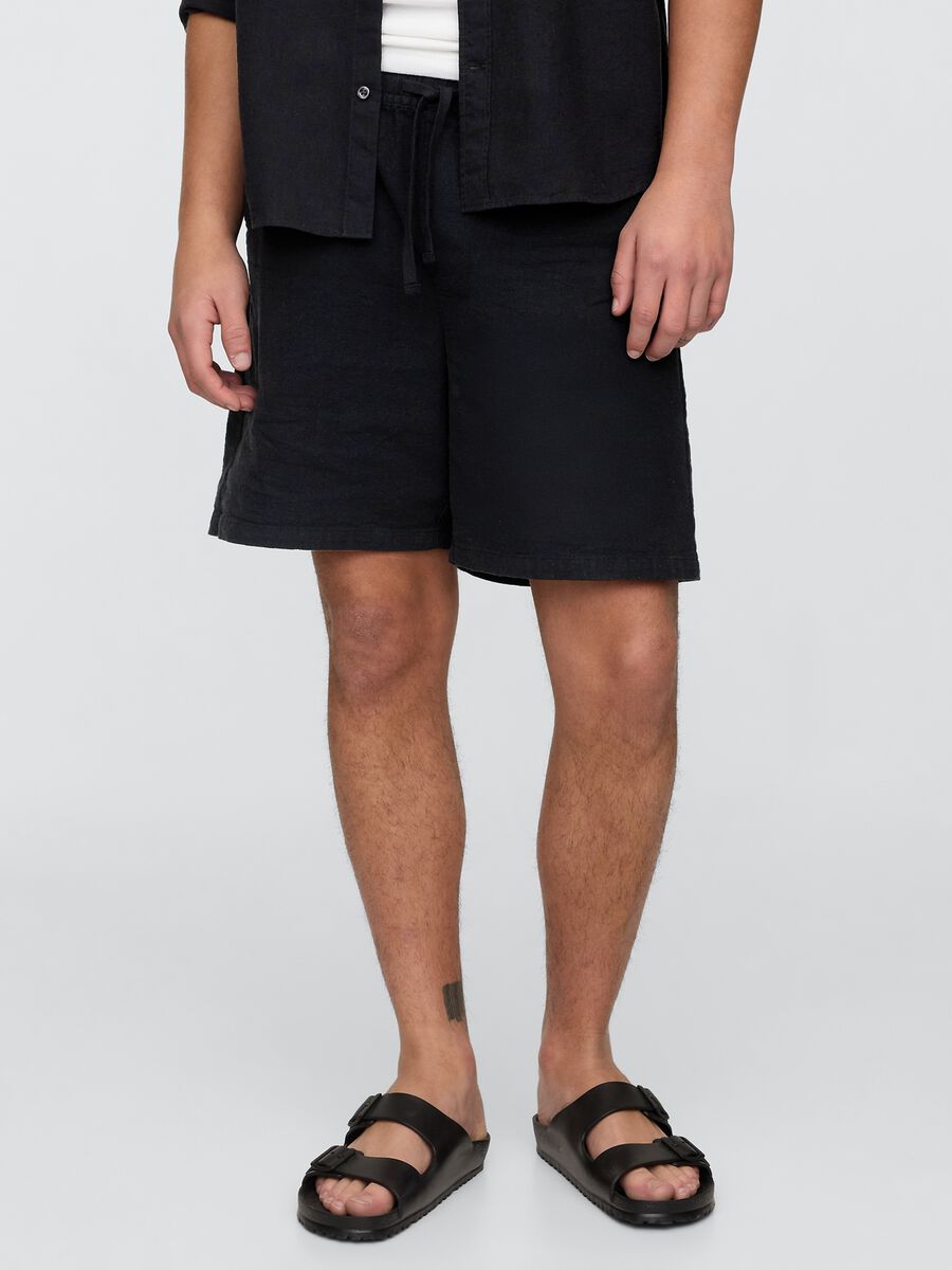 Shorts neri in lino Uomo_1