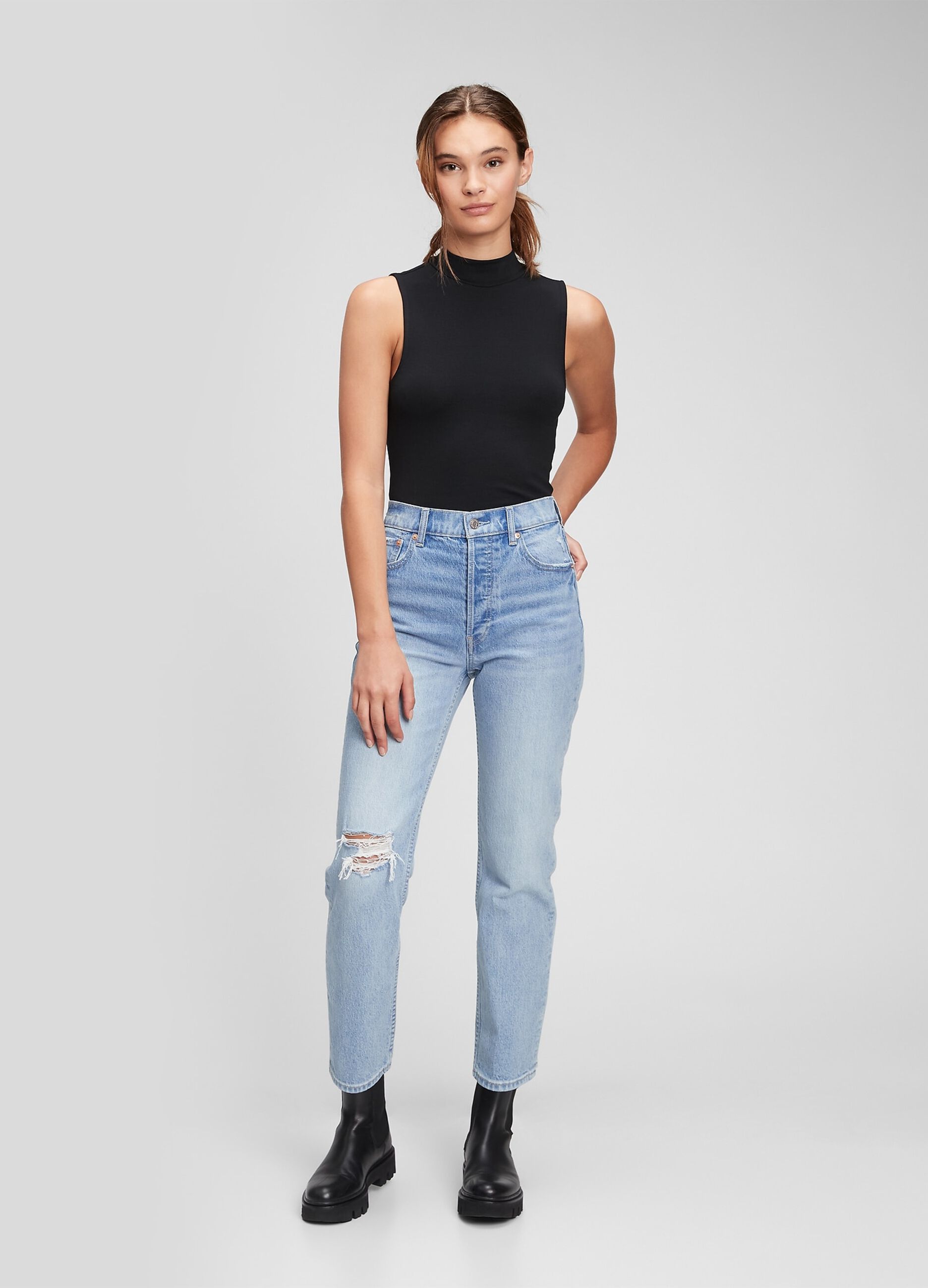 Straight-fit jeans with abrasions