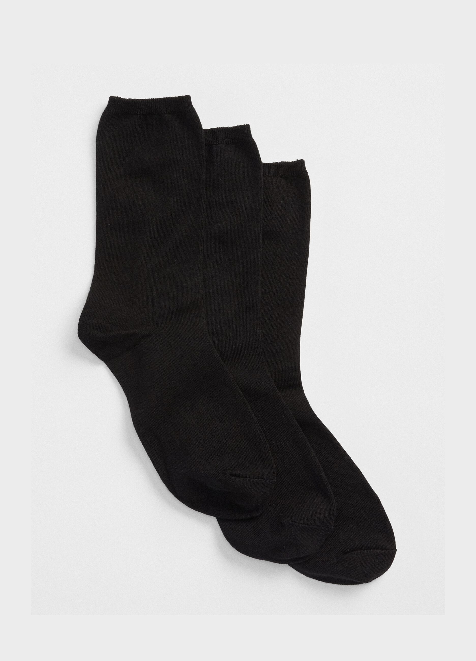Three-pair pack of mid-length stretch socks