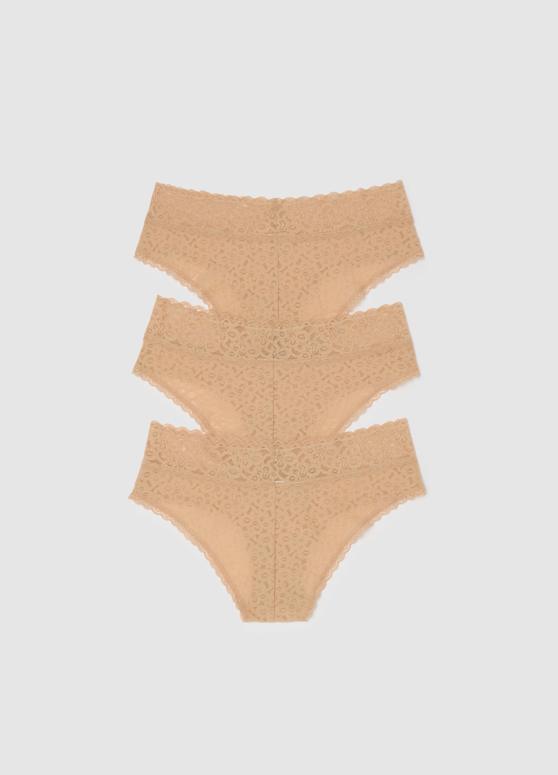 Three-pack knicker shorts in lace_1