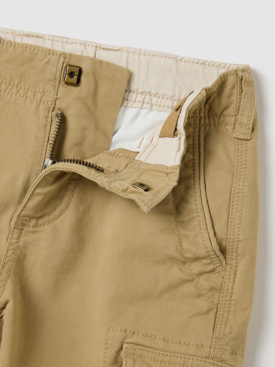 Bermuda cargo in cotone stretch Bambino_2