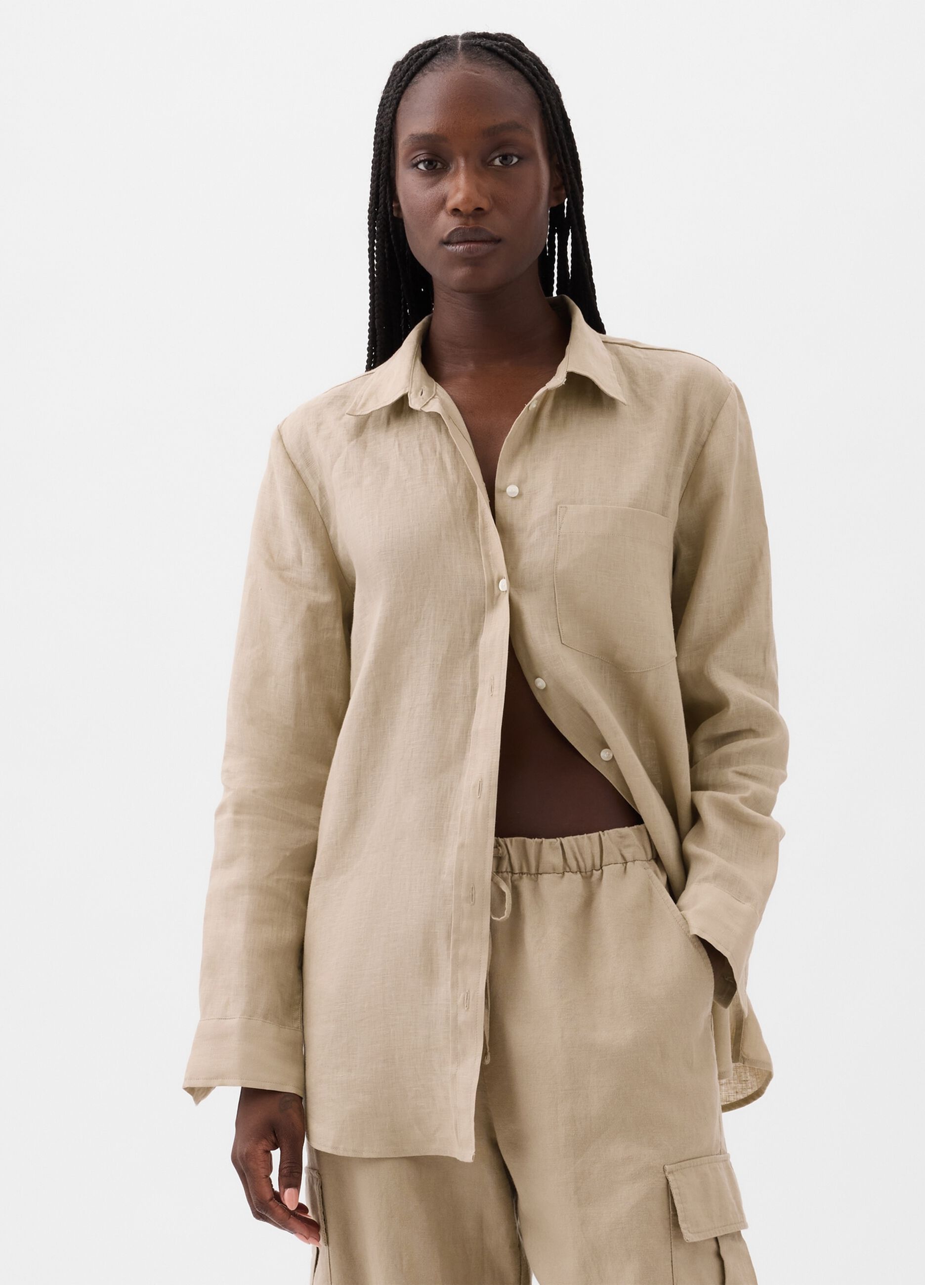 Boyfriend-fit shirt in linen with pocket