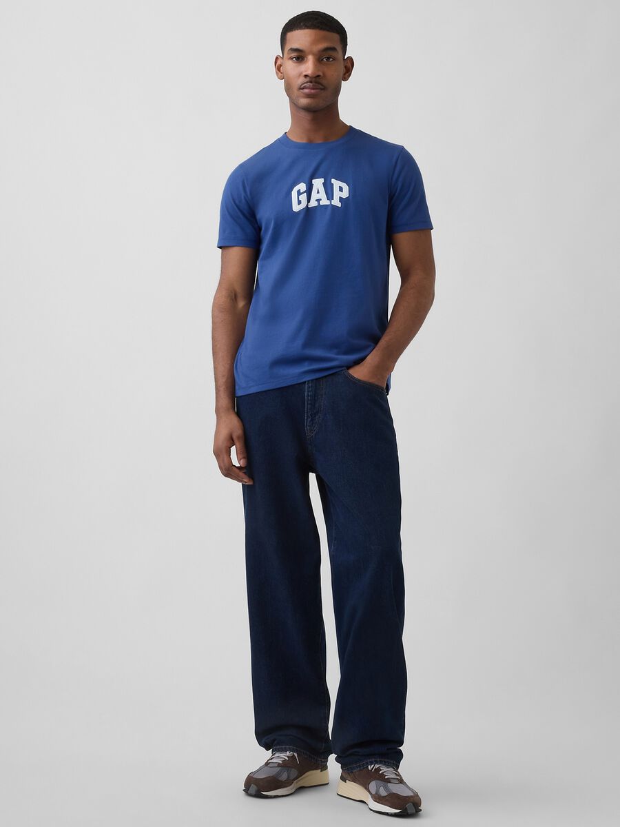 T-shirt a maniche corte con logo GAP in puro cotone Uomo_2
