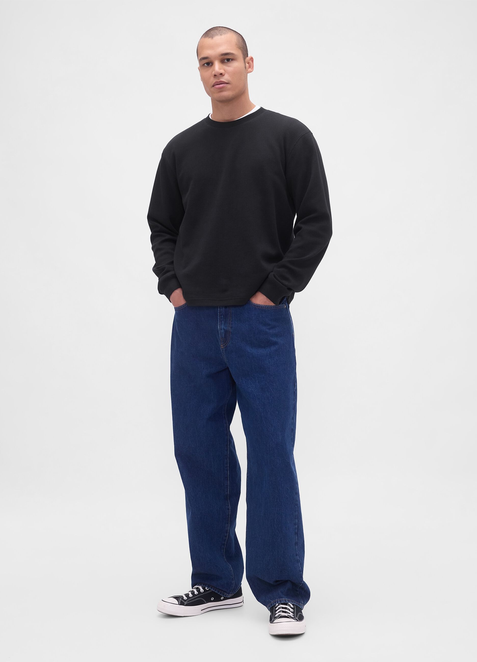 Maglia a maniche lunghe nera elasticizzata