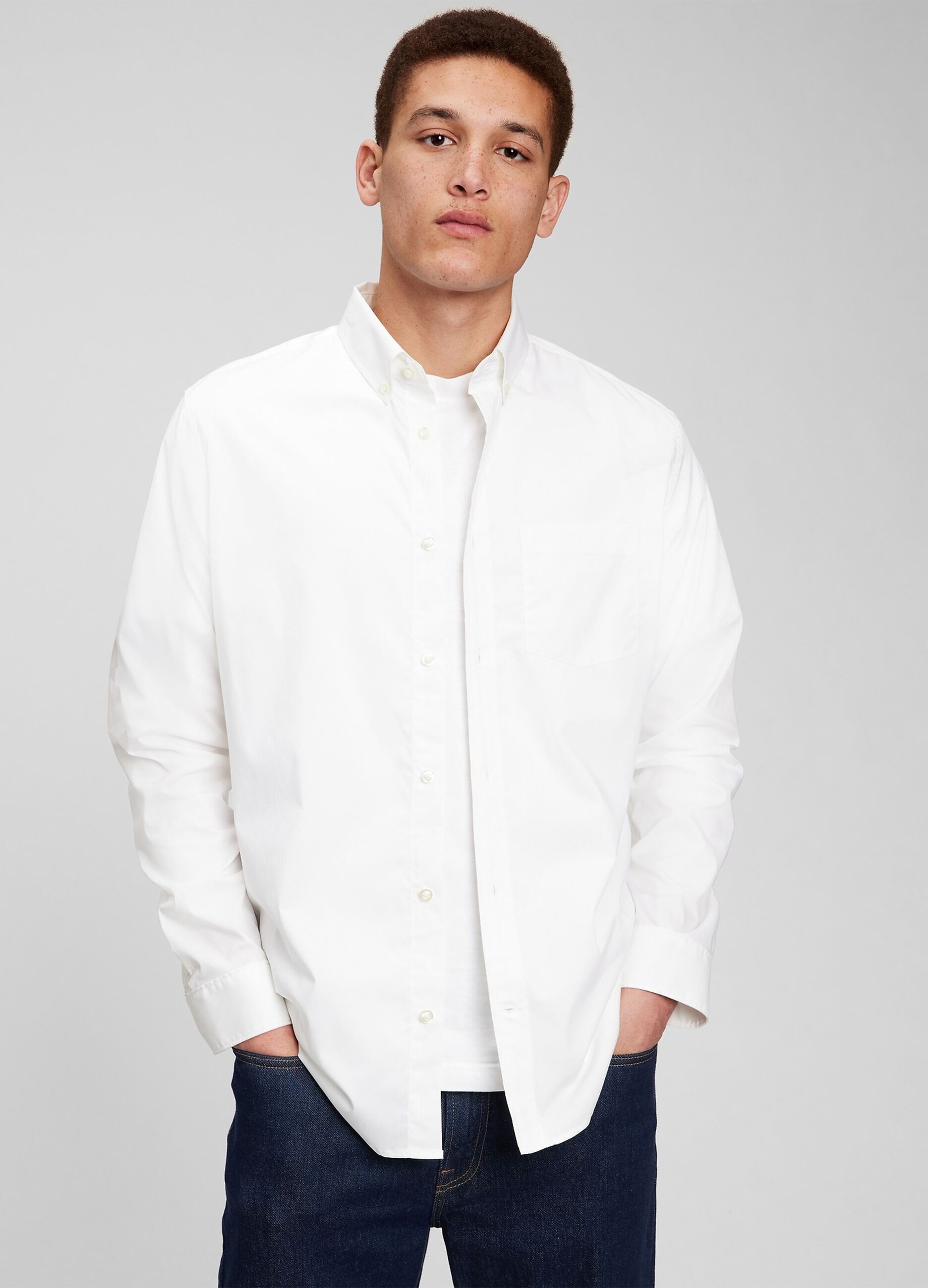 Shirt with button-down collar and pocket