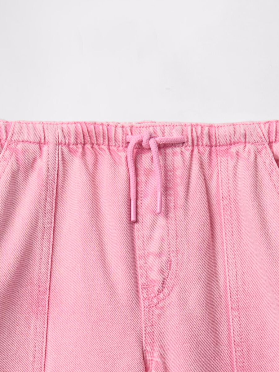 Pantaloni rosa a gamba larga con coulisse Bambina_4