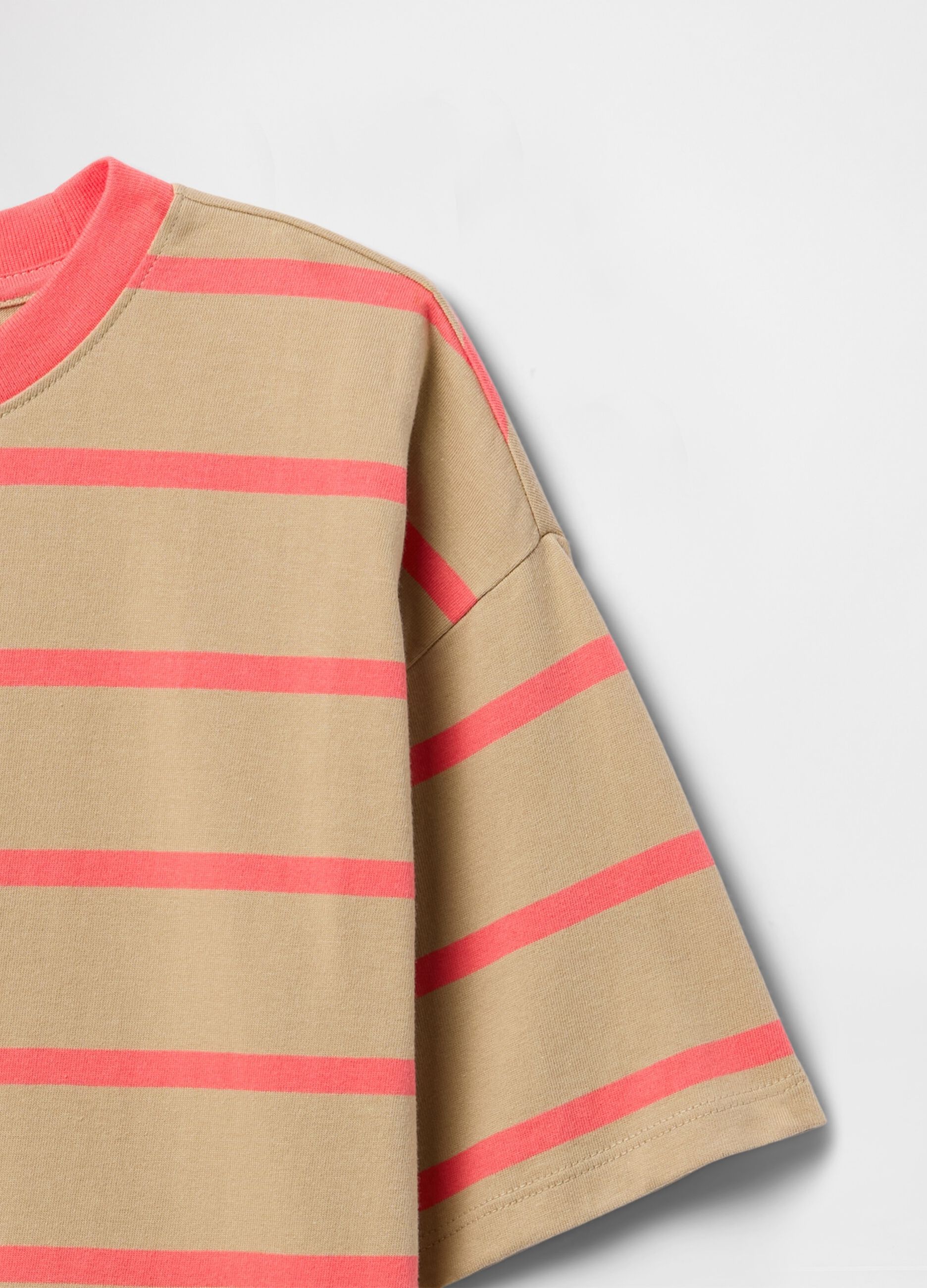 T-shirt a righe beige e rosa_1