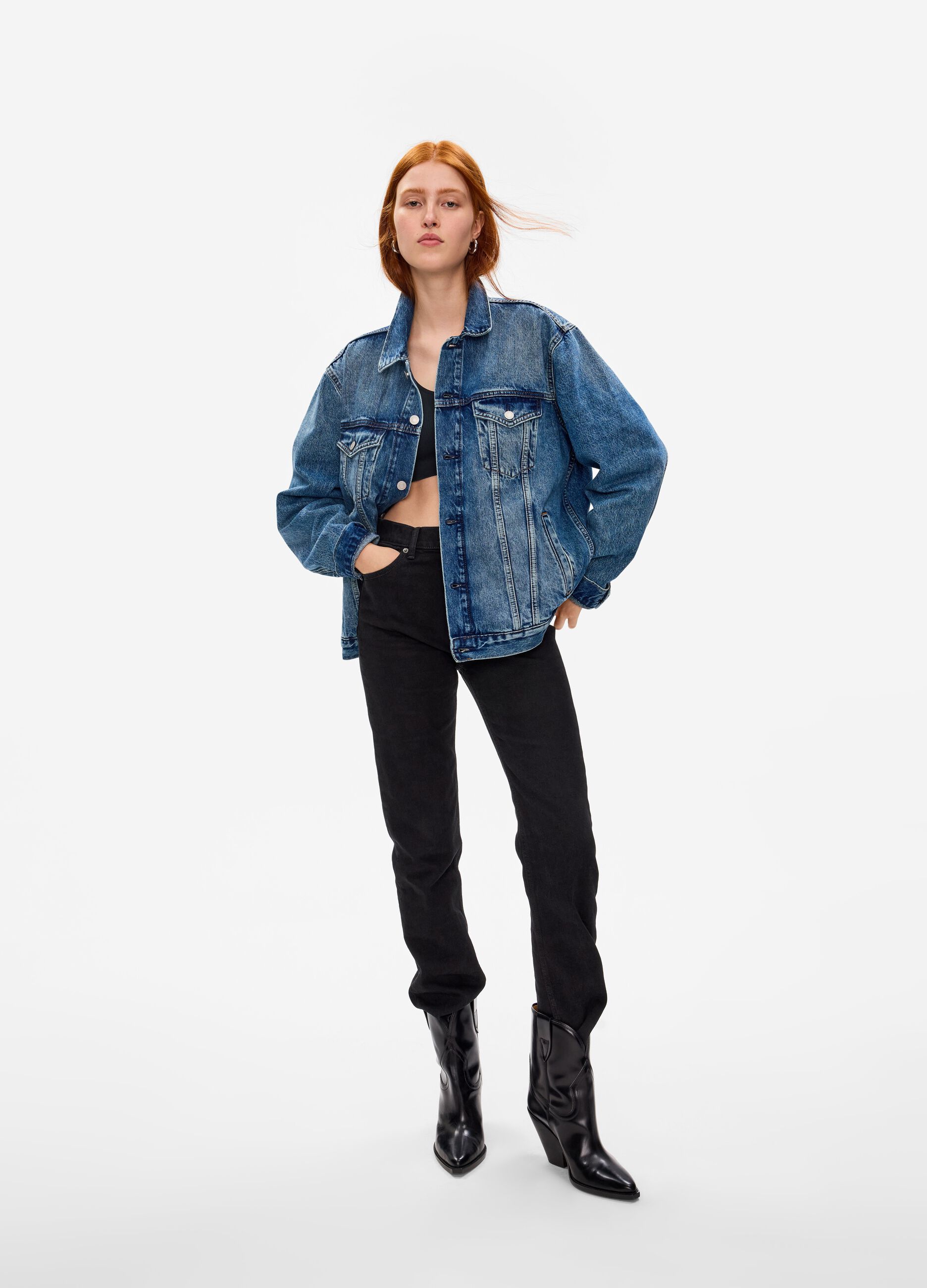 Jeans slim fit a vita alta con orlo a vivo