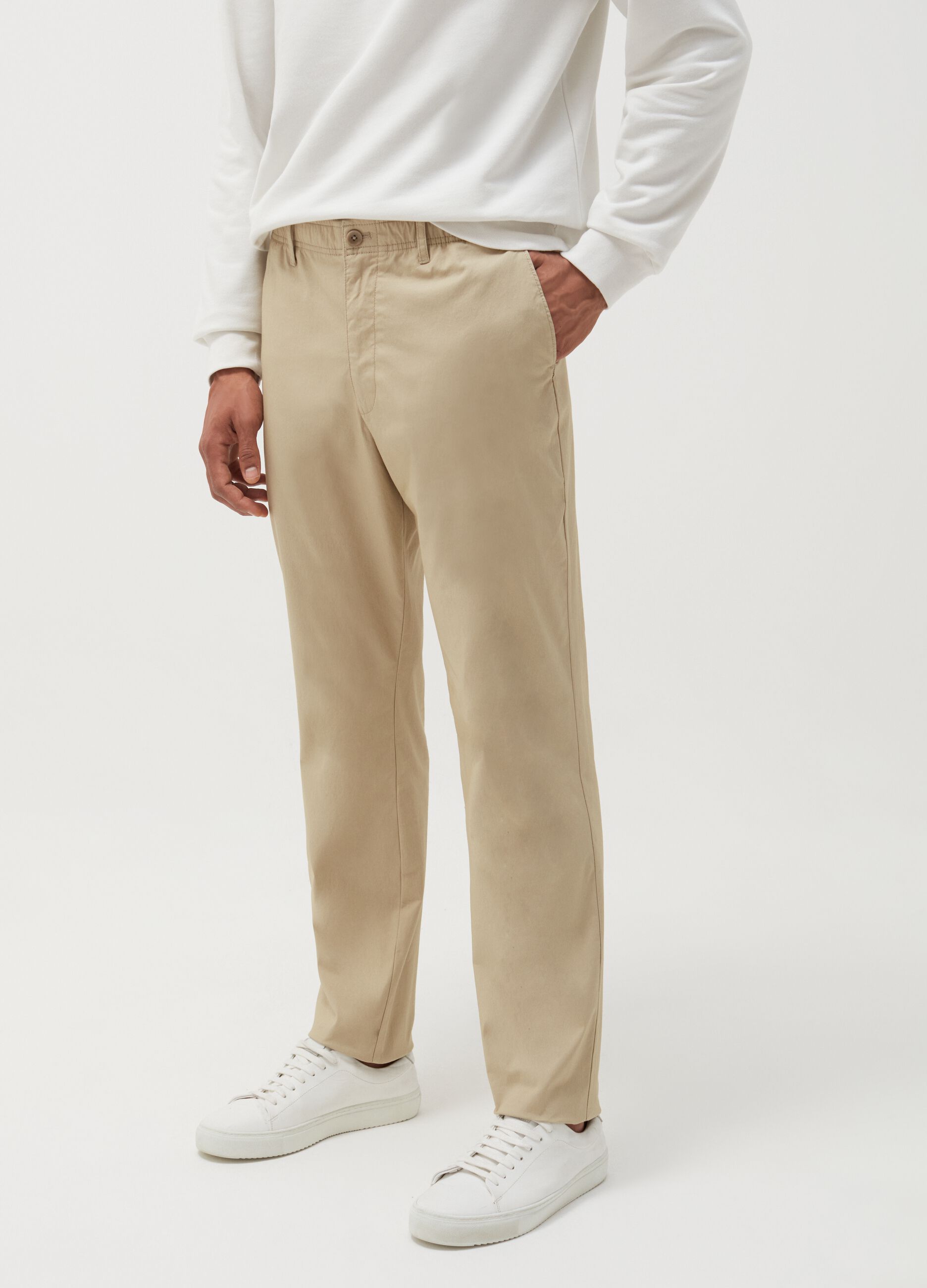 Slim-fit, stretch cotton trousers_1