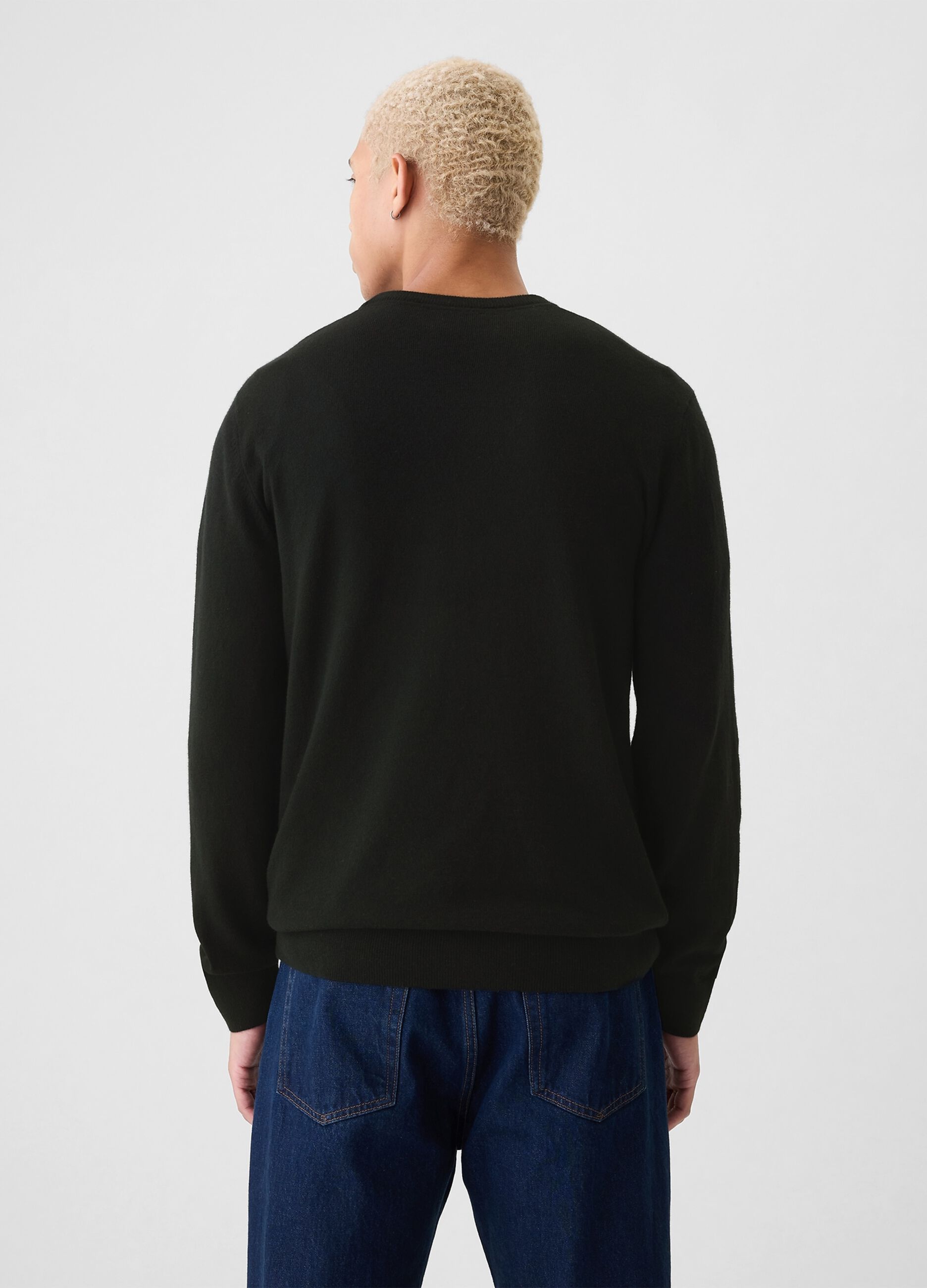 Pullover con scollo rotondo_2